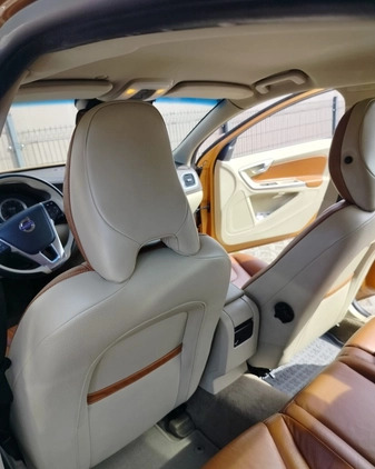 Volvo S60 cena 38900 przebieg: 123000, rok produkcji 2010 z Tychy małe 436